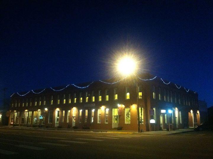 Windsor Hotel & Restaurant Del Norte Exterior photo